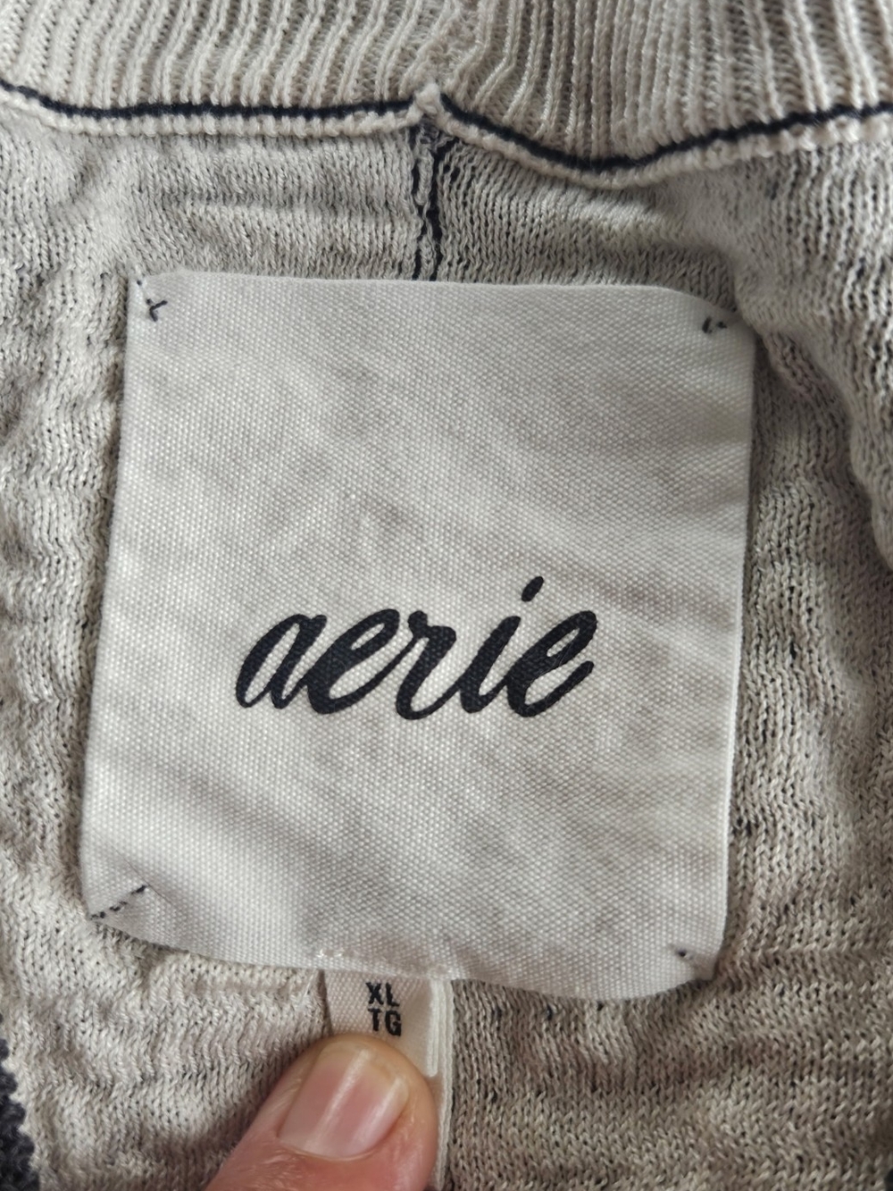 Aerie oversized, wide-neck sweatshirt - Picture 6 of 7